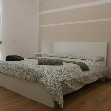 Dadalu' Toledo Apartment Naples Room photo