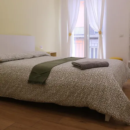 Dadalu' Toledo Apartment Naples Room photo